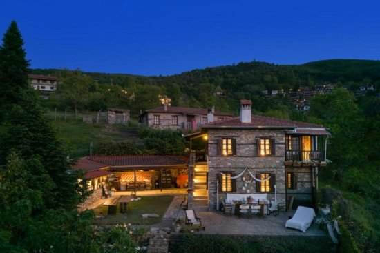 Paramythia Traditional Guesthouse 